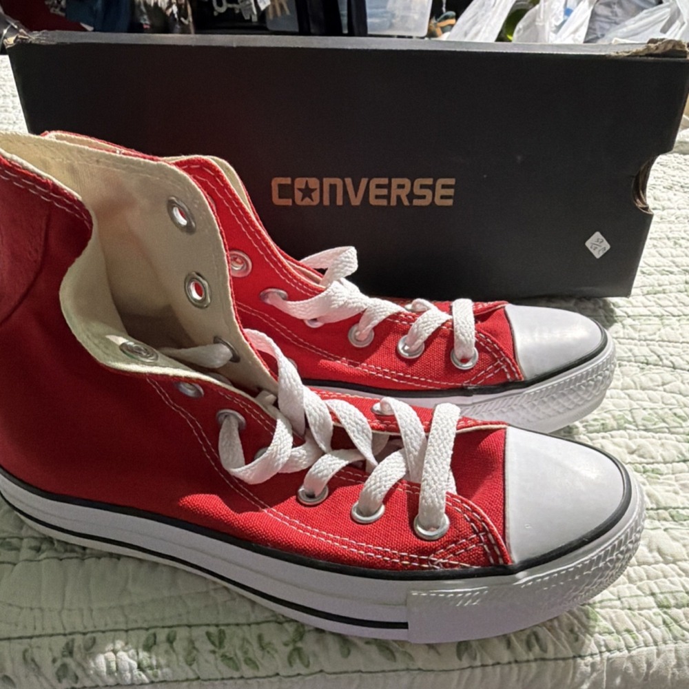 Converse Chuck Taylor Hi Lightweight Textile High Top Sneakers Red White W9621